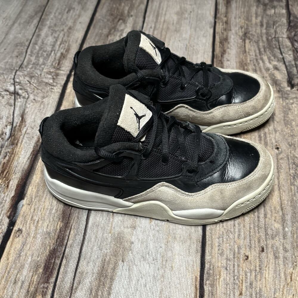 Jordan 4 RM Black Light Bone GS Boys Size 2Y - FQ7936-001